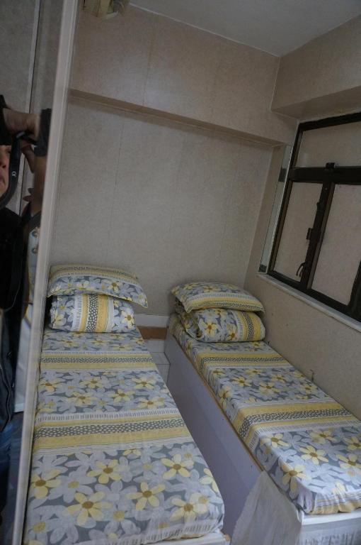 Lucky Comfort Inn Kowloon  Oda fotoğraf
